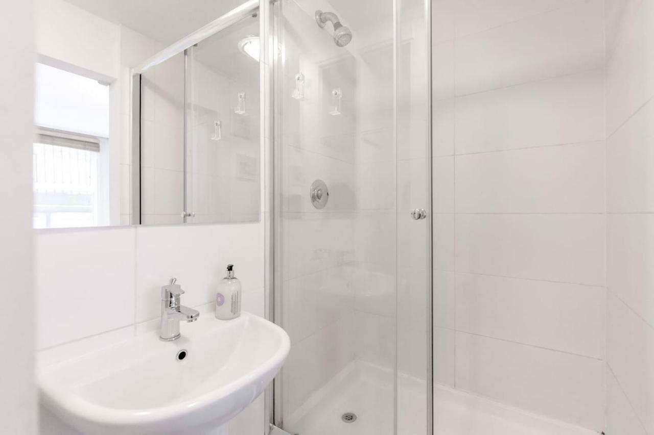 3 Bedroom Garden Flat - Central Location Лондон Екстер'єр фото